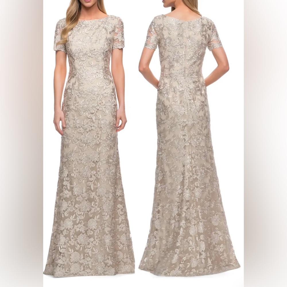 La Femme Lace Short Sleeve Sheath Gown, Size 16